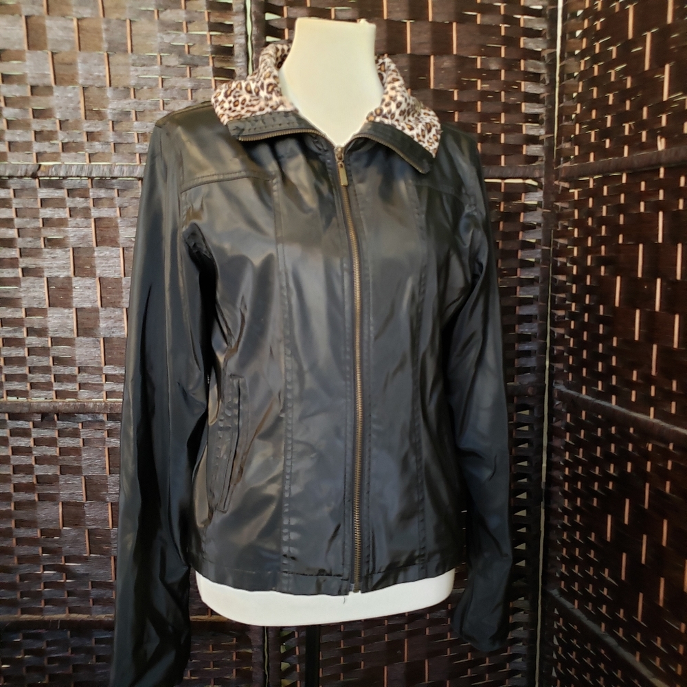 Axara Women's Jacket